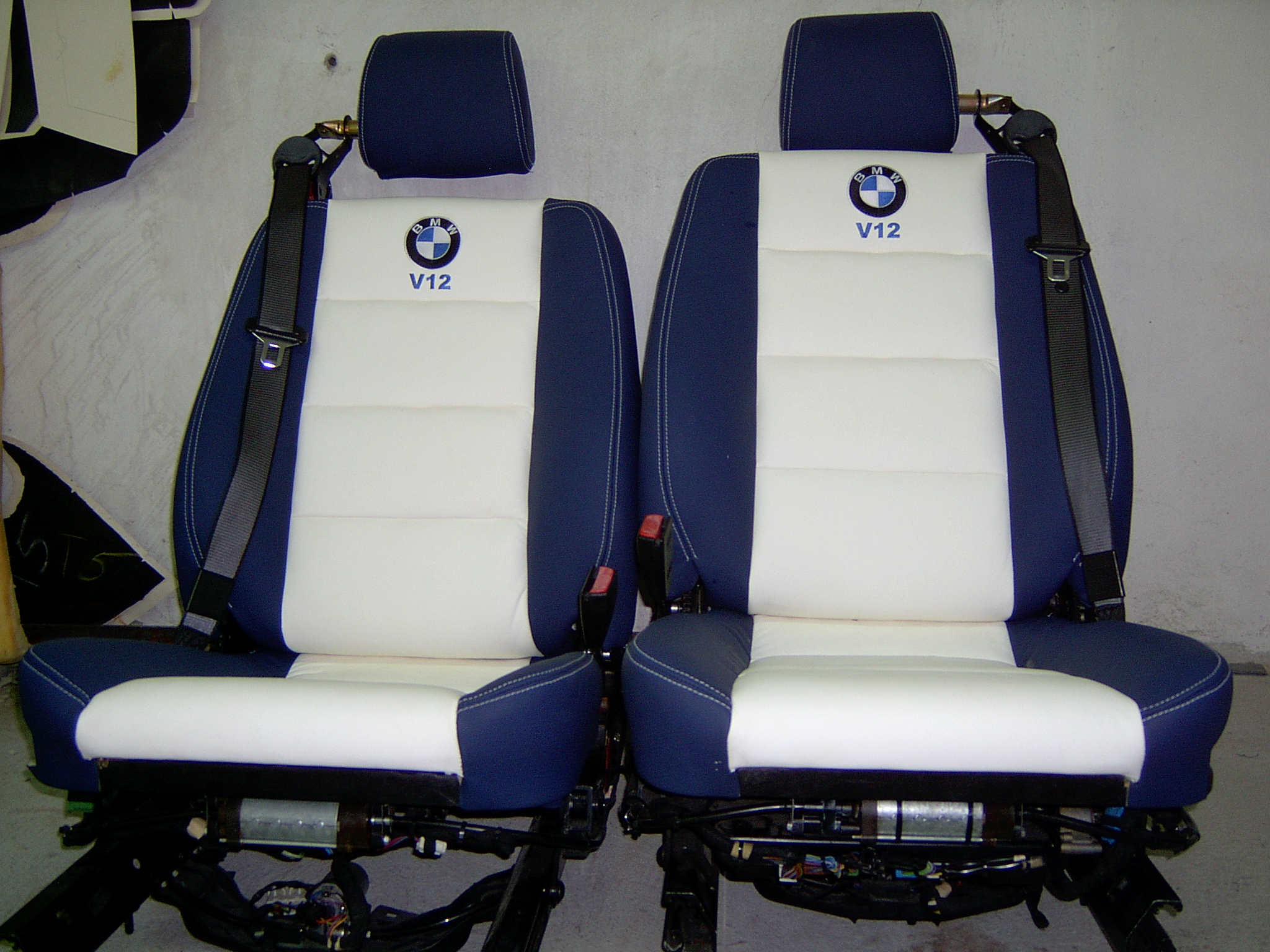 /images/gallery/bmw850/3.jpg